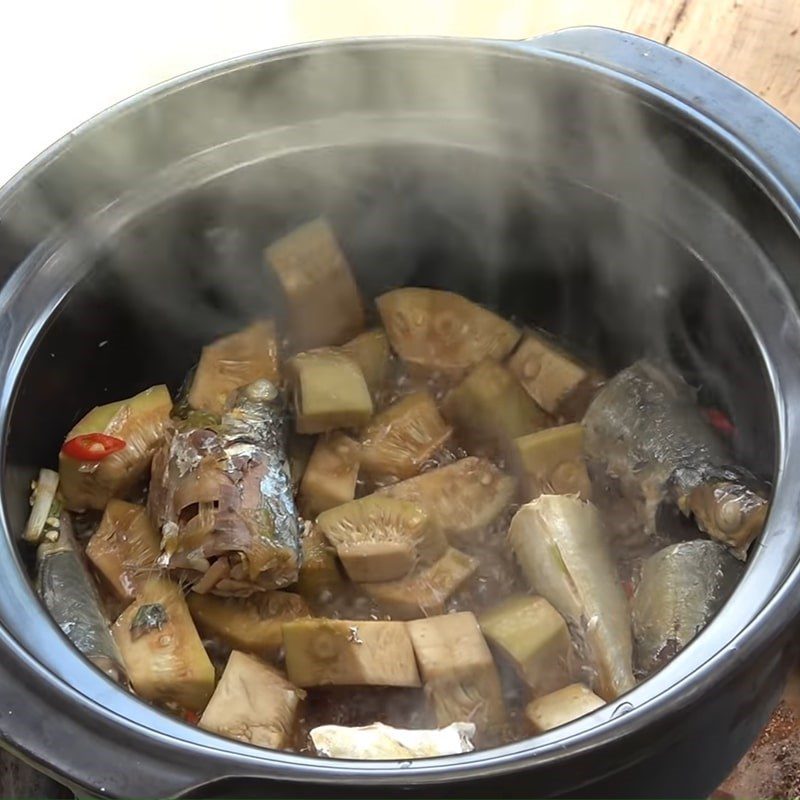 Step 4 Braised Fish Mackerel Braised with Young Jackfruit