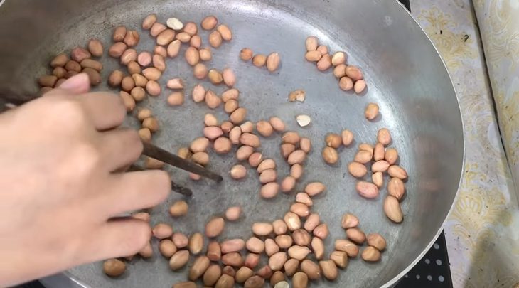 Step 2 Coconut filling for Banana Leaf Cake