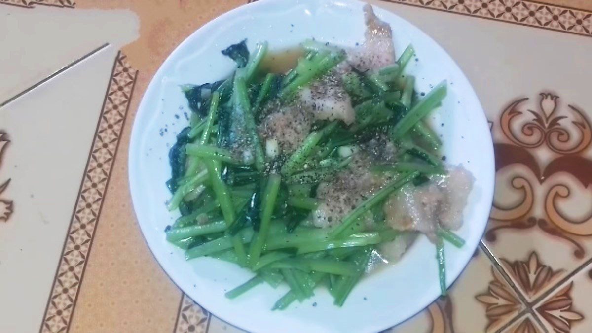 Stir-fried Mustard Greens with Pork