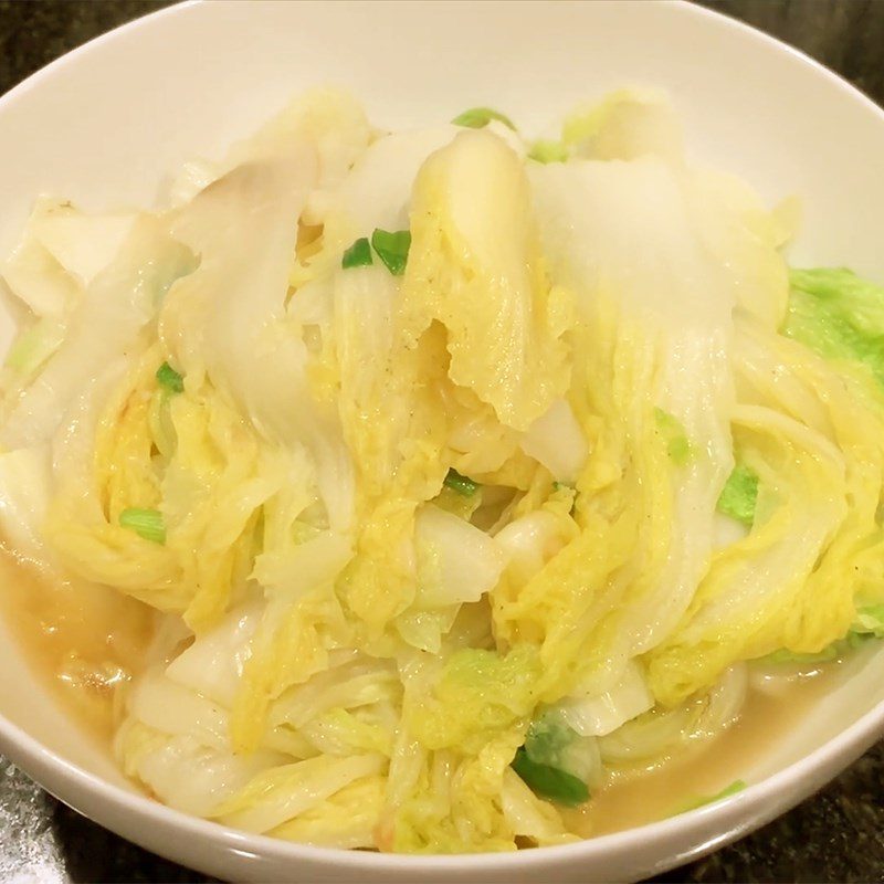 Step 3 Final product Stir-fried Napa cabbage with garlic