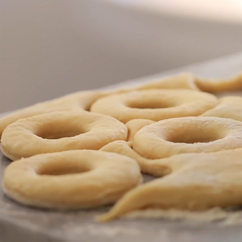 Step 3 Rolling dough and shaping Chocolate cream cookies