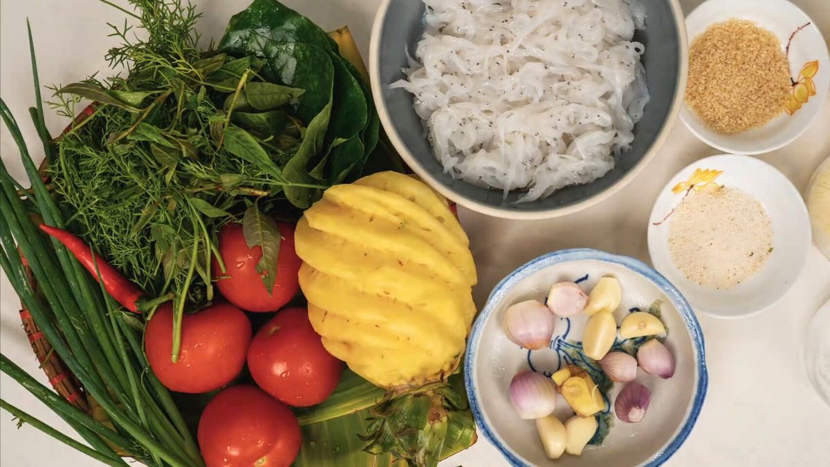 Ingredients for sour fish soup