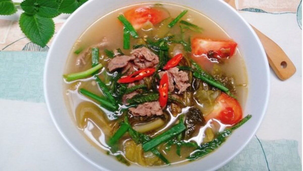 Sour melon soup with beef and Vietnamese cilantro