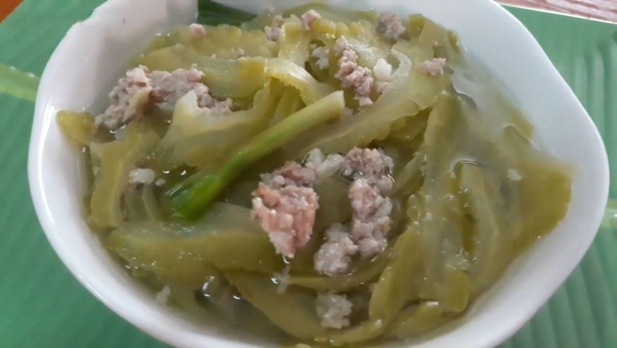 Bitter melon soup (bitter gourd) with minced meat