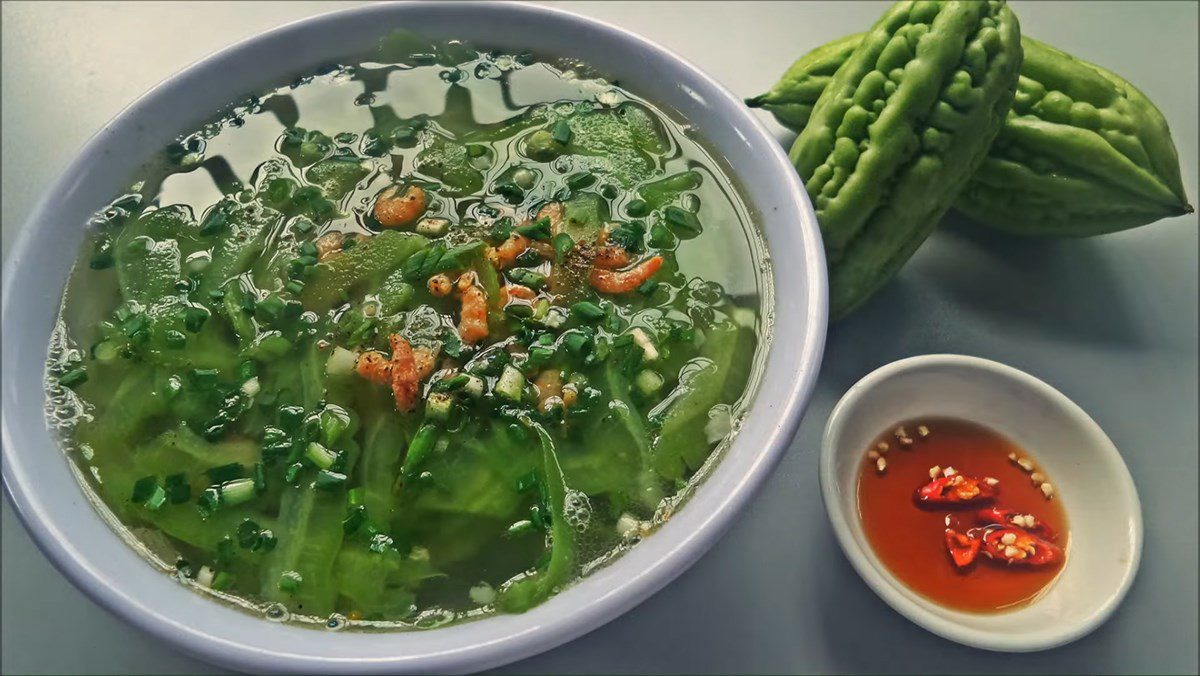 Bitter melon soup with dried shrimp