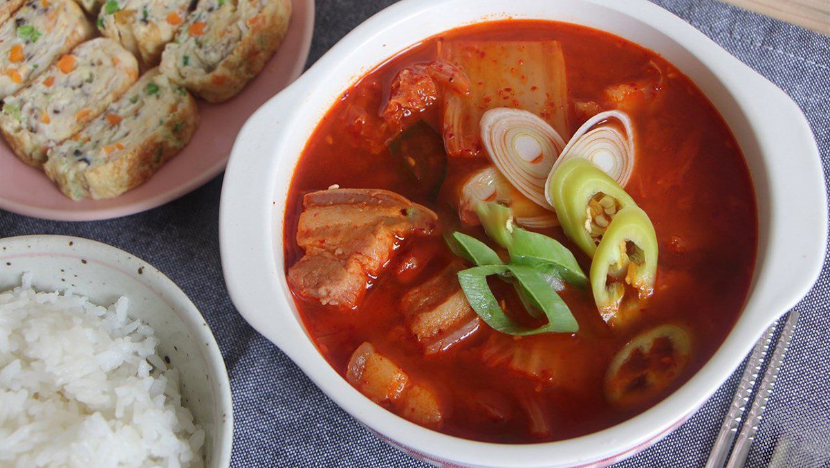 Pork kimchi soup