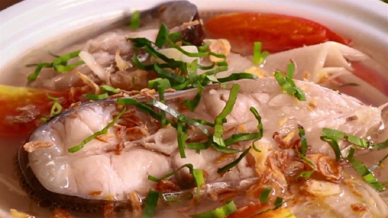 Sour bamboo shoot soup with catfish