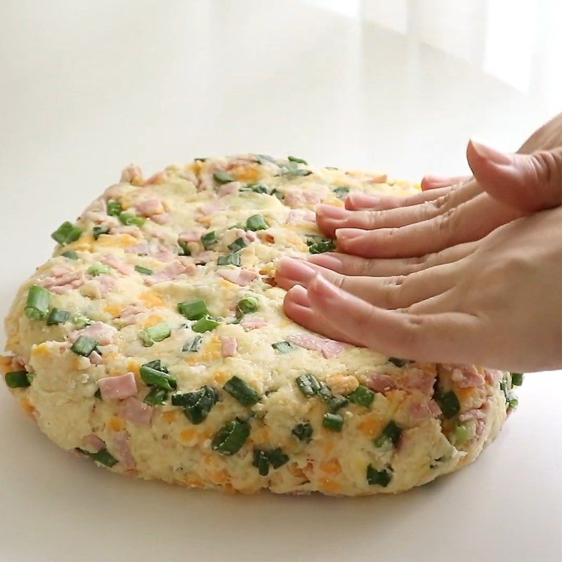 Step 4 Cut the dough, bake the scones