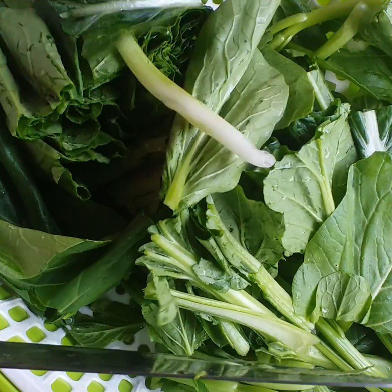 Step 2 Cut the mustard greens Boiled mustard greens