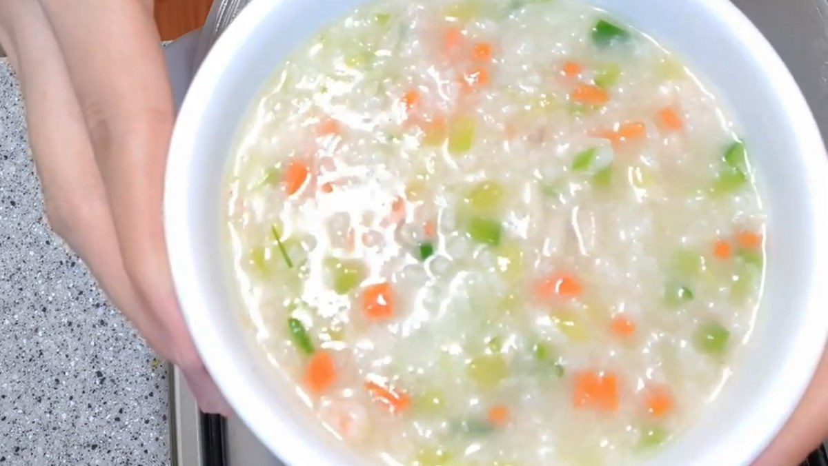 Zucchini Porridge with Shrimp and Carrot (for babies from 8 months old)