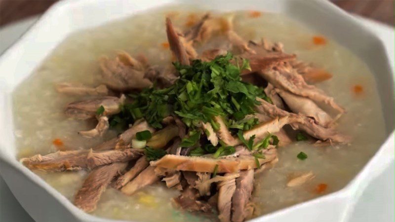 Chicken and mung bean porridge