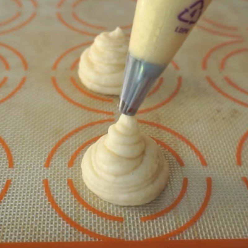 Step 4 Divide the dough and bake the pastries Mango cream puff