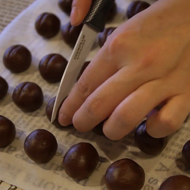 Step 4 Dividing the dough and shaping Coffee Bean Cookies