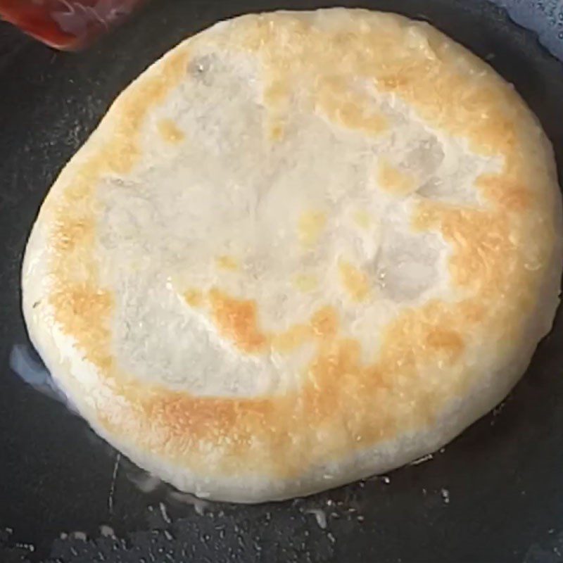 Step 4 Frying the pancakes Souffle pancake without baking powder