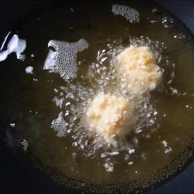 Step 5 Frying the cakes Vegetarian shrimp sweet potato