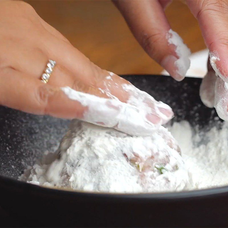 Step 4 Fry the fish paste Fish paste fried with dill