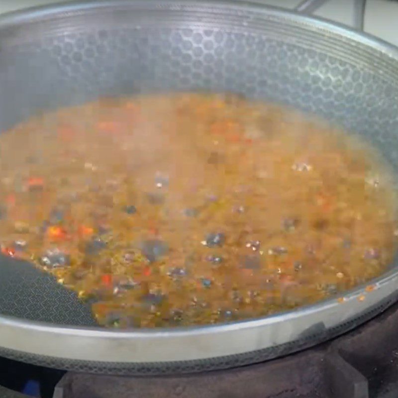 Step 5 Fry the Mouse with the Sauce Fried Mouse with Fish Sauce