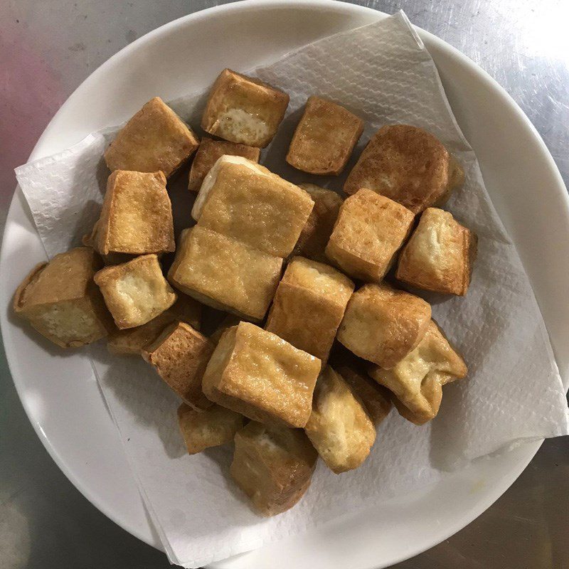 Step 2 Fry Tofu Tofu braised in coconut water