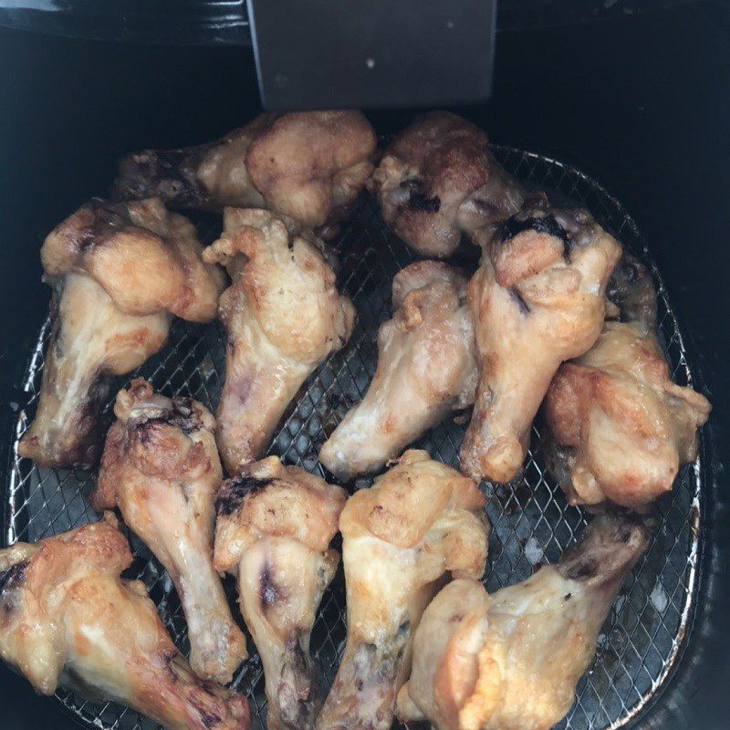 Step 2 Fry the chicken thighs Fried chicken thighs with fish sauce using an air fryer