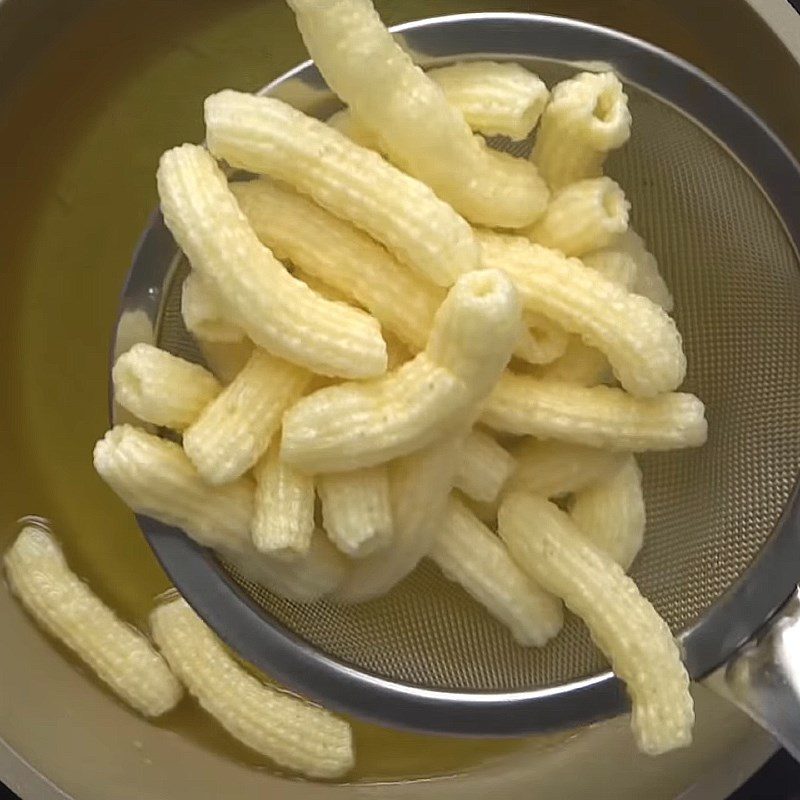 Step 1 Fry the noodles Garlic butter chili fried noodles