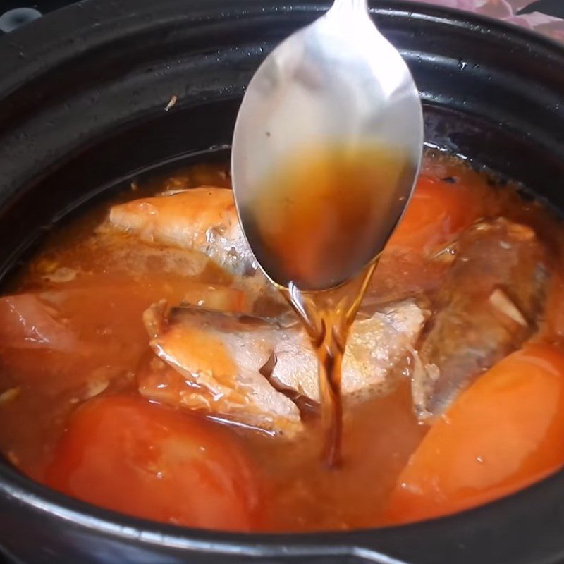 Step 3 Add the fish White fish braised with lemongrass and chili