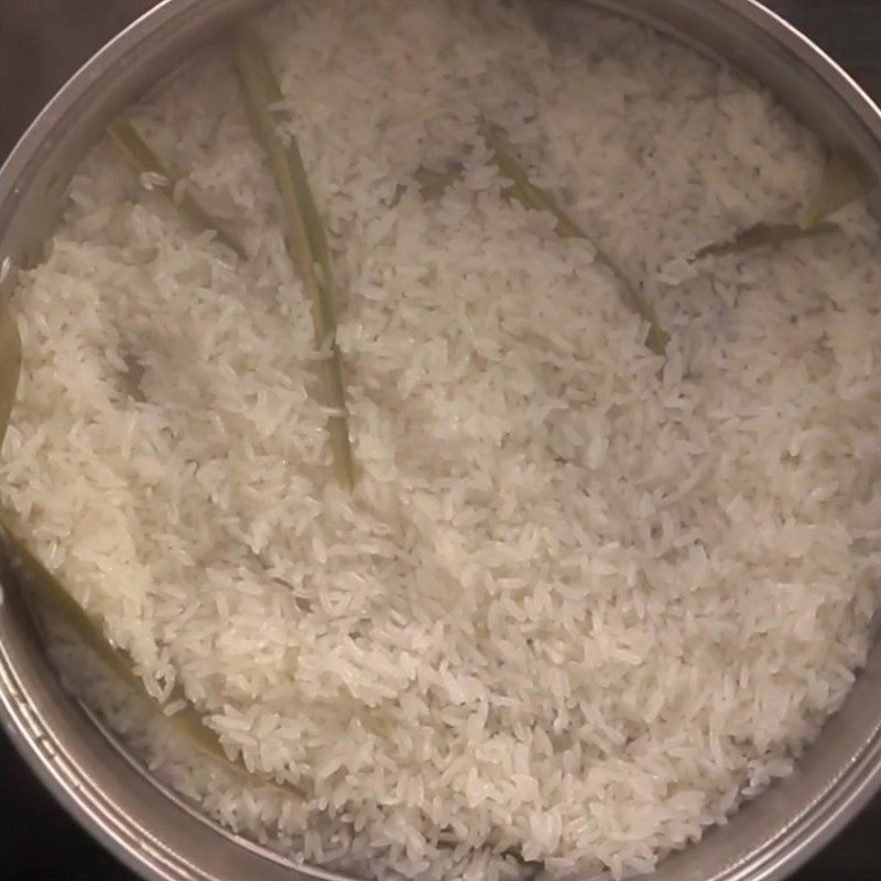 Step 1 Sticky Rice with Butterfly Pea Flower and Cassava