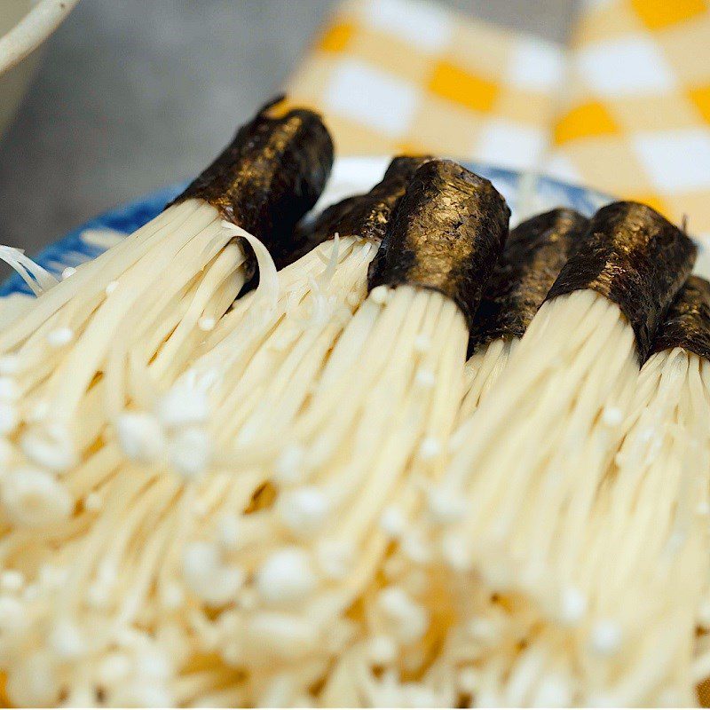 Step 4 Mushroom Roll Crispy Fried Enoki Mushroom Wrapped in Seaweed