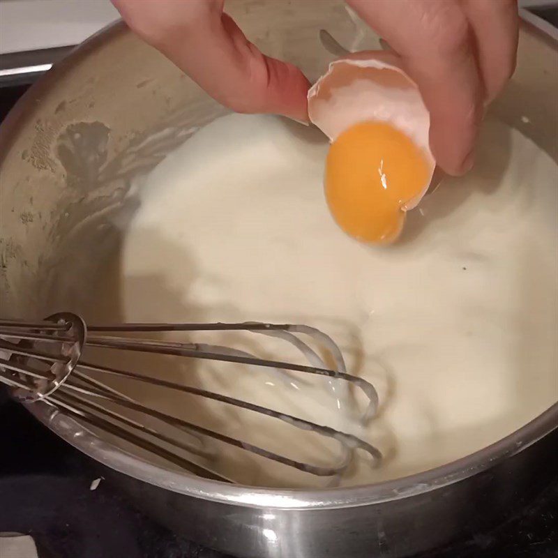 Step 3 Whisking the cheese sauce mixture Cream cheese from fresh milk and Laughing Cow cheese