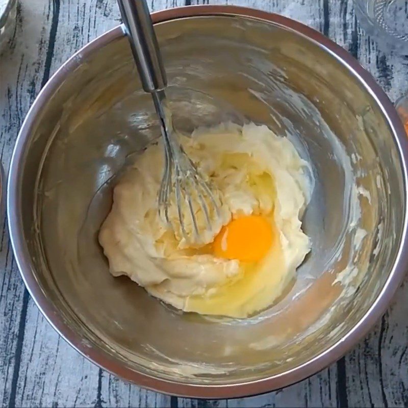 Step 2 Beat butter and egg Dried shrimp cookies