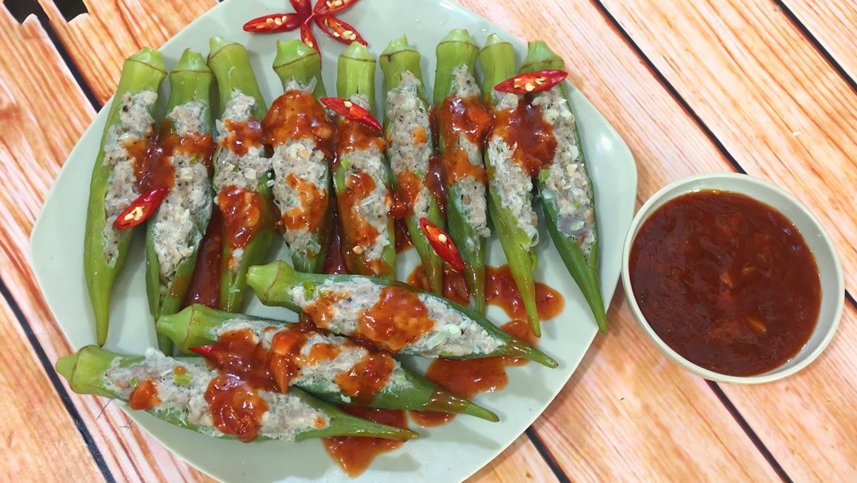 Steamed Okra with Meat