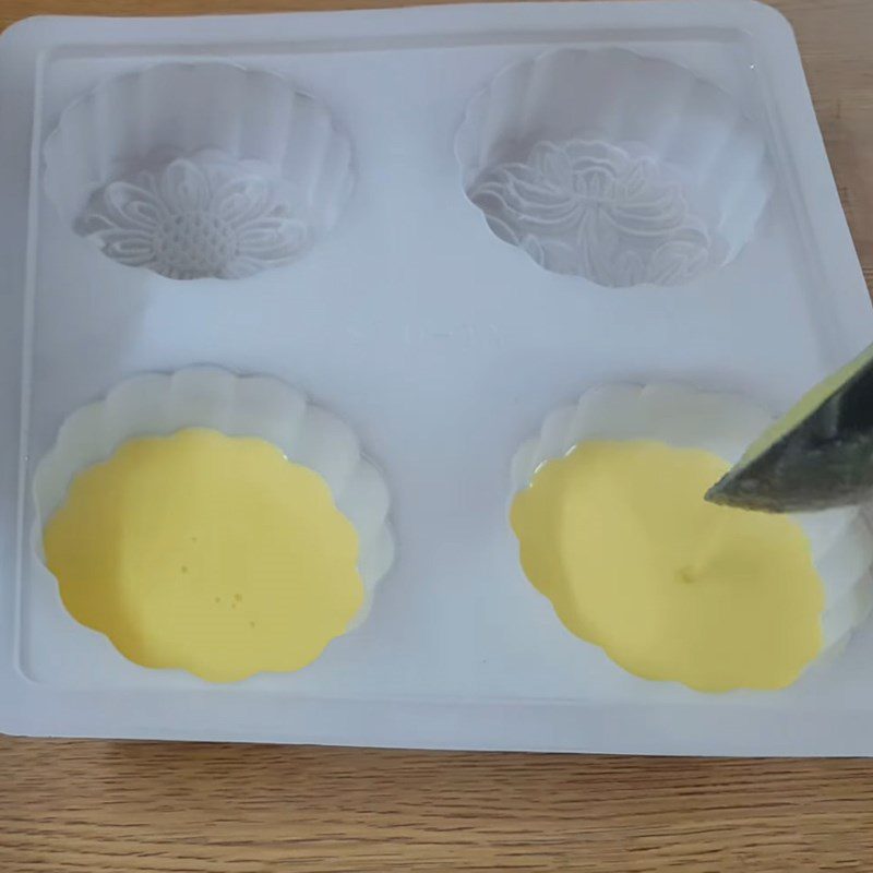 Step 6 Pouring into mold for corn milk mooncake