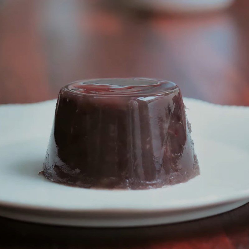 Step 3 Pouring the mold and freezing the Red Bean Pudding