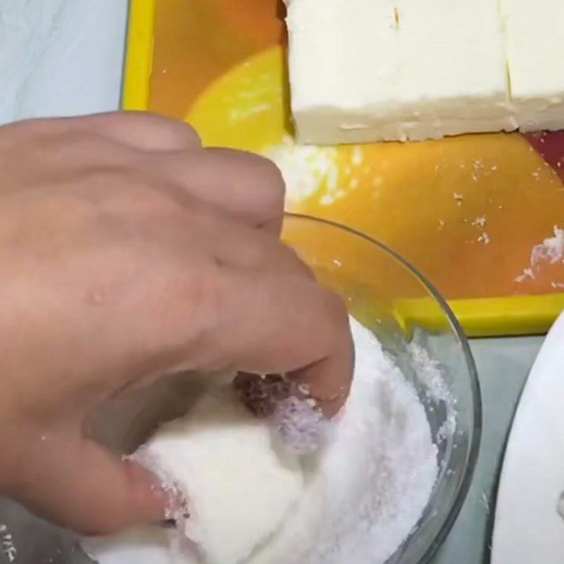 Step 3 Pouring and Cooling Coconut Milk Cake with Whipping Cream