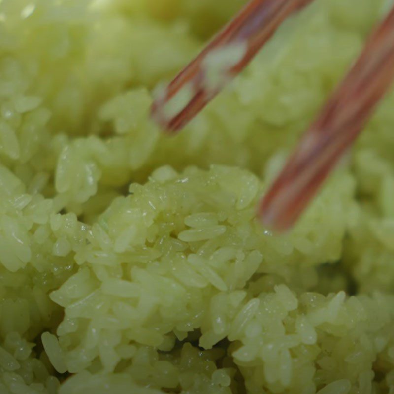 Step 3 Sticky rice and jackfruit sticky rice with pandan leaves