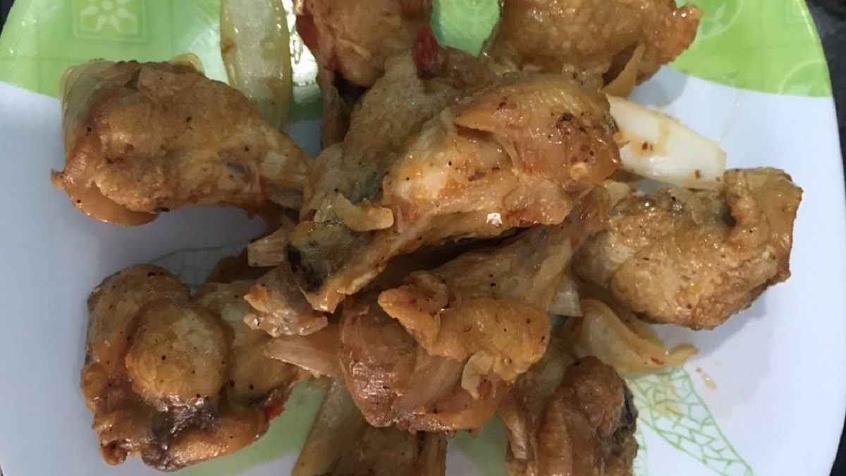 Fried chicken thighs with fish sauce using an air fryer