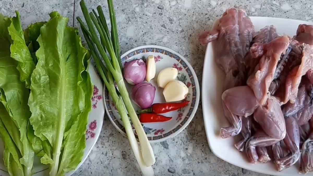 Ingredients for fried frog dish