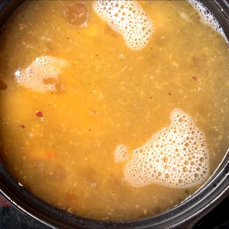 Step 4 Stewed cassava with shrimp Cassava soup cooked with shrimp