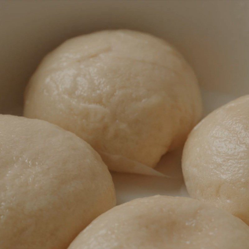 Step 6 Steaming custard mango buns