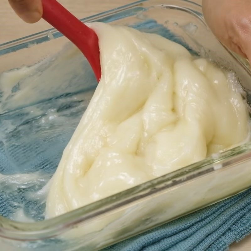 Step 2 Steaming and kneading the dough Taiwanese taro mochi