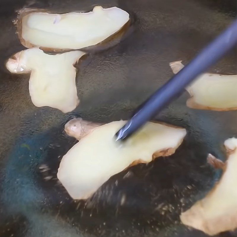 Step 5 Steamed Flower Shrimp with Scallion Oil