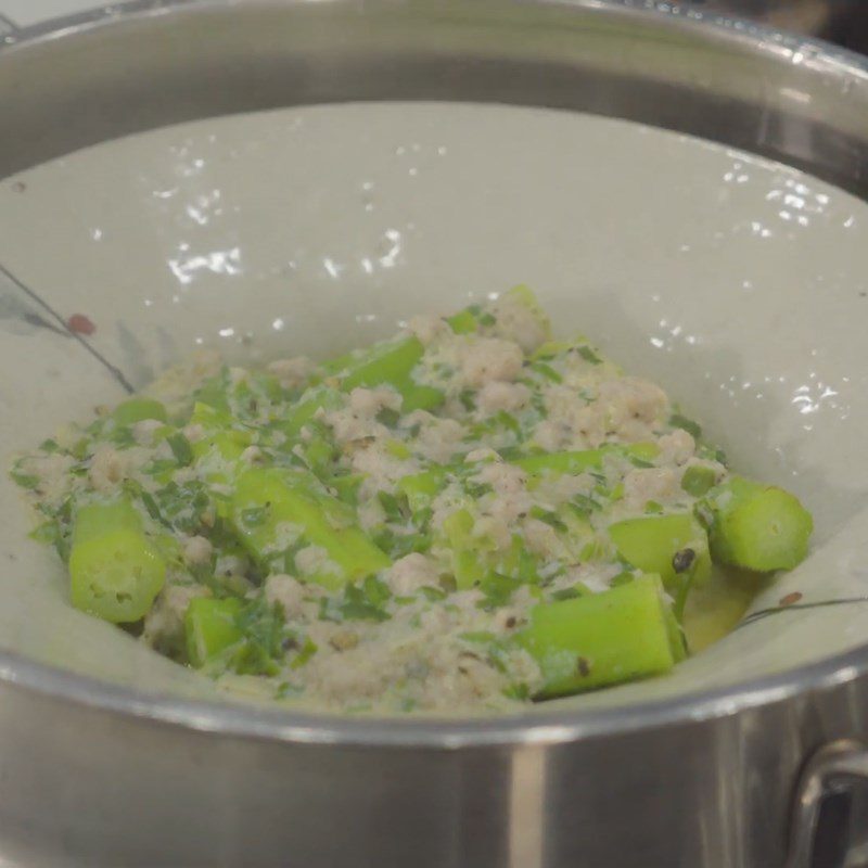 Step 4 Completion of Steamed Okra with Egg