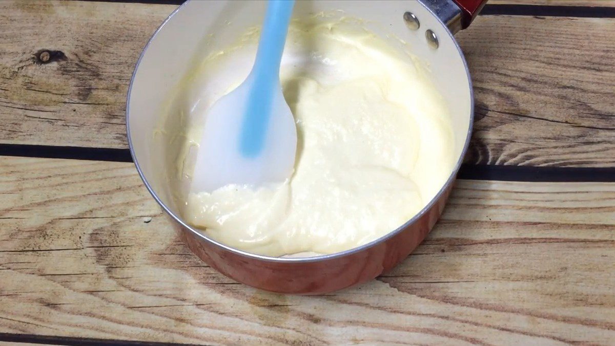 Cream cheese from cream cheese and whipping cream