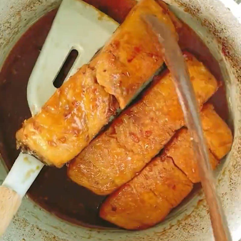 Step 4 Braised Salmon