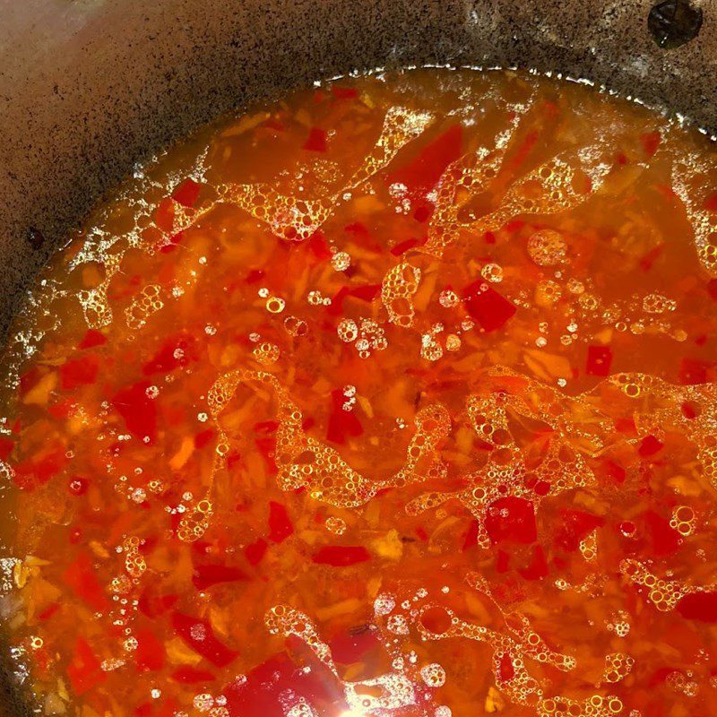 Step 3 Fish Stew Mackerel Stewed with Garlic and Chili (recipe shared by a user)