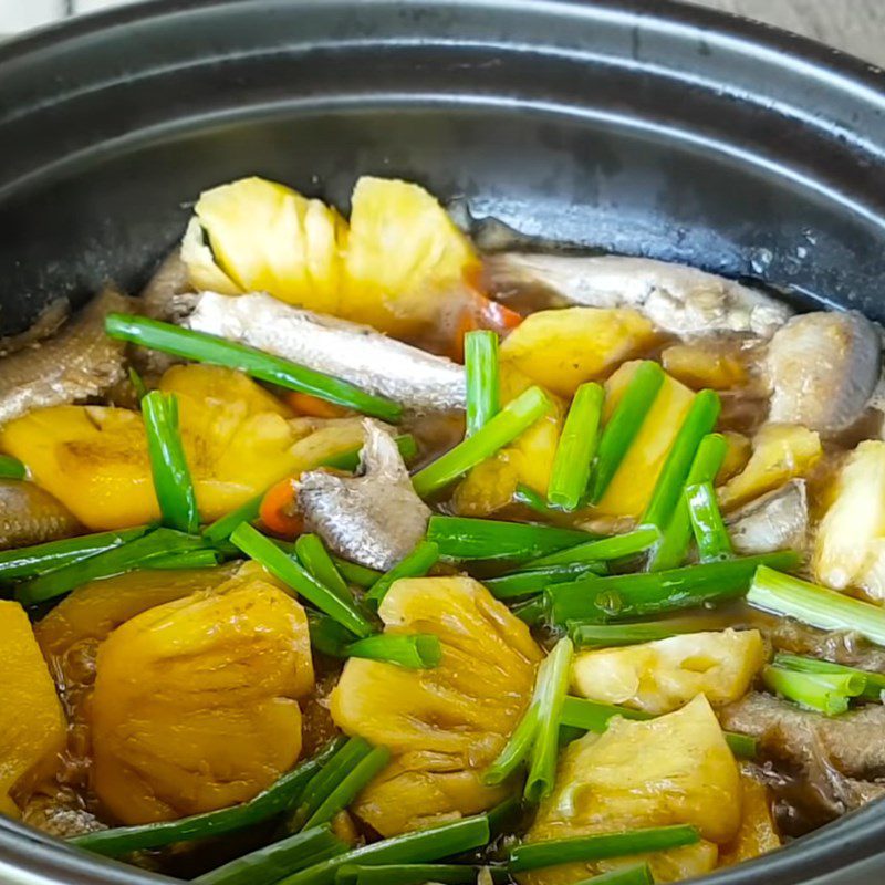 Step 3 Fish Stew with Pineapple