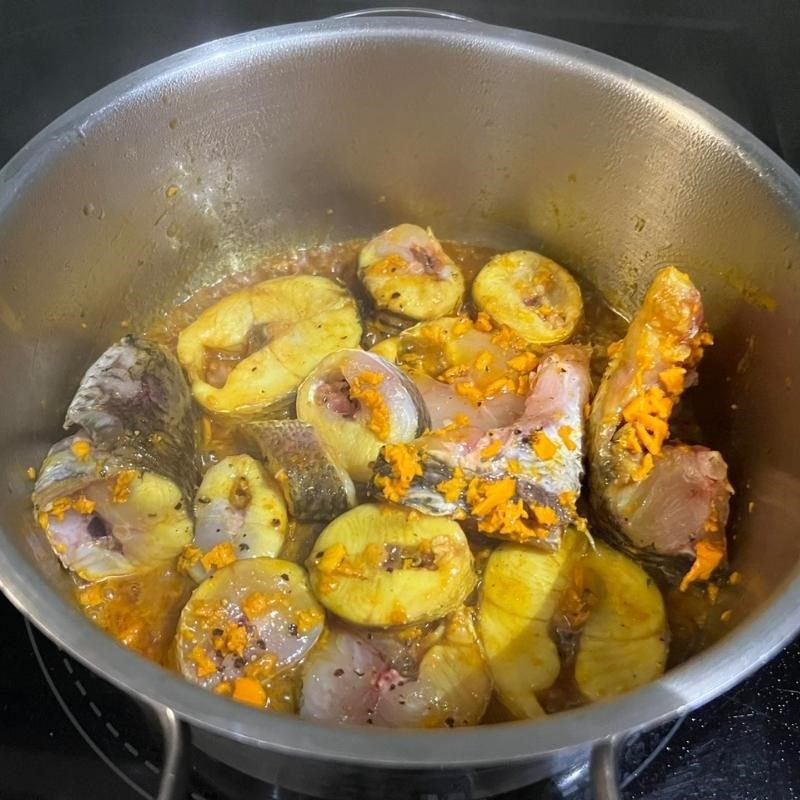 Step 3 Cooking the fish Spicy fish stew