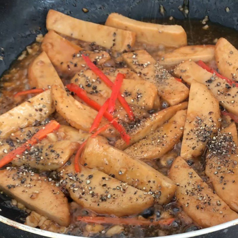 Step 3 Fish Braise Fish cake braised with pepper