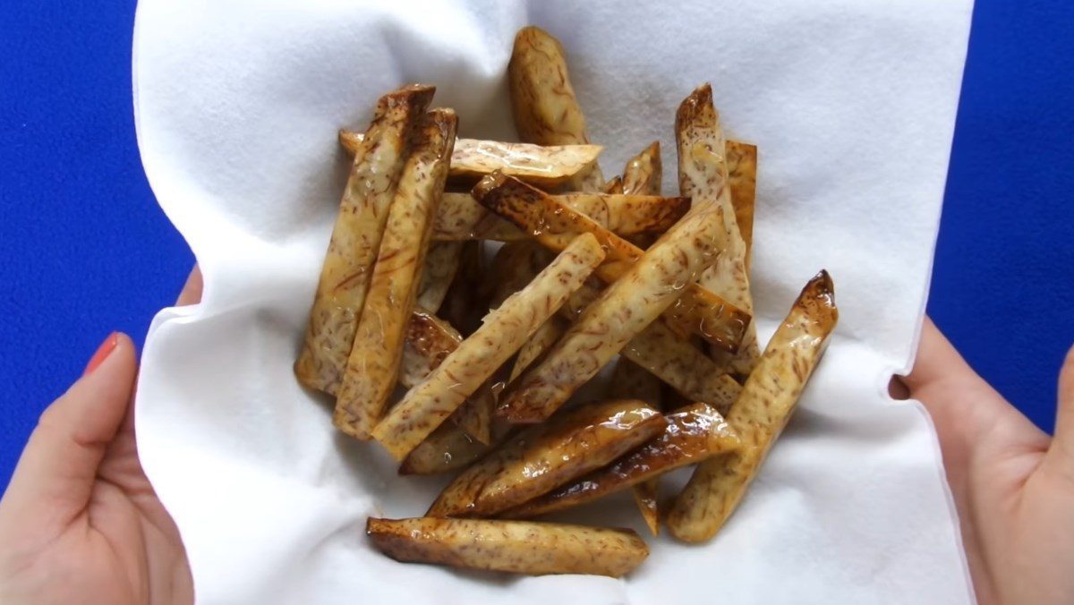 Fried Taro with Fish Sauce