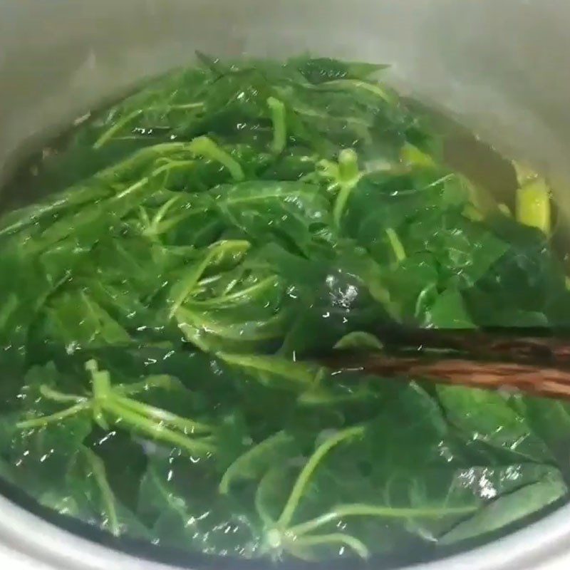 Step 2 Prepare and boil papaya leaves Stir-fried papaya leaves with pork belly