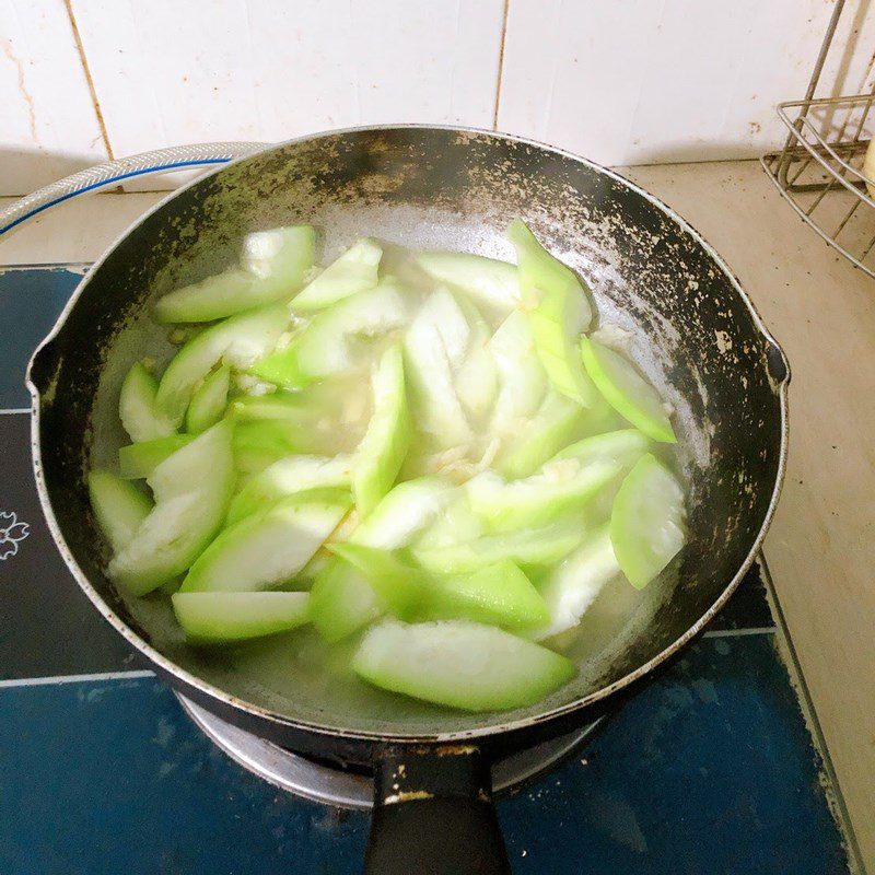 Step 2 Sautéed Gourd with Garlic Sautéed Gourd with Garlic